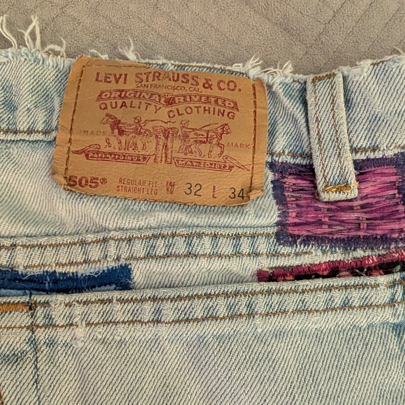 Levi's 505 Patchwork Embroidered Jeans - Picture 12 of 13
